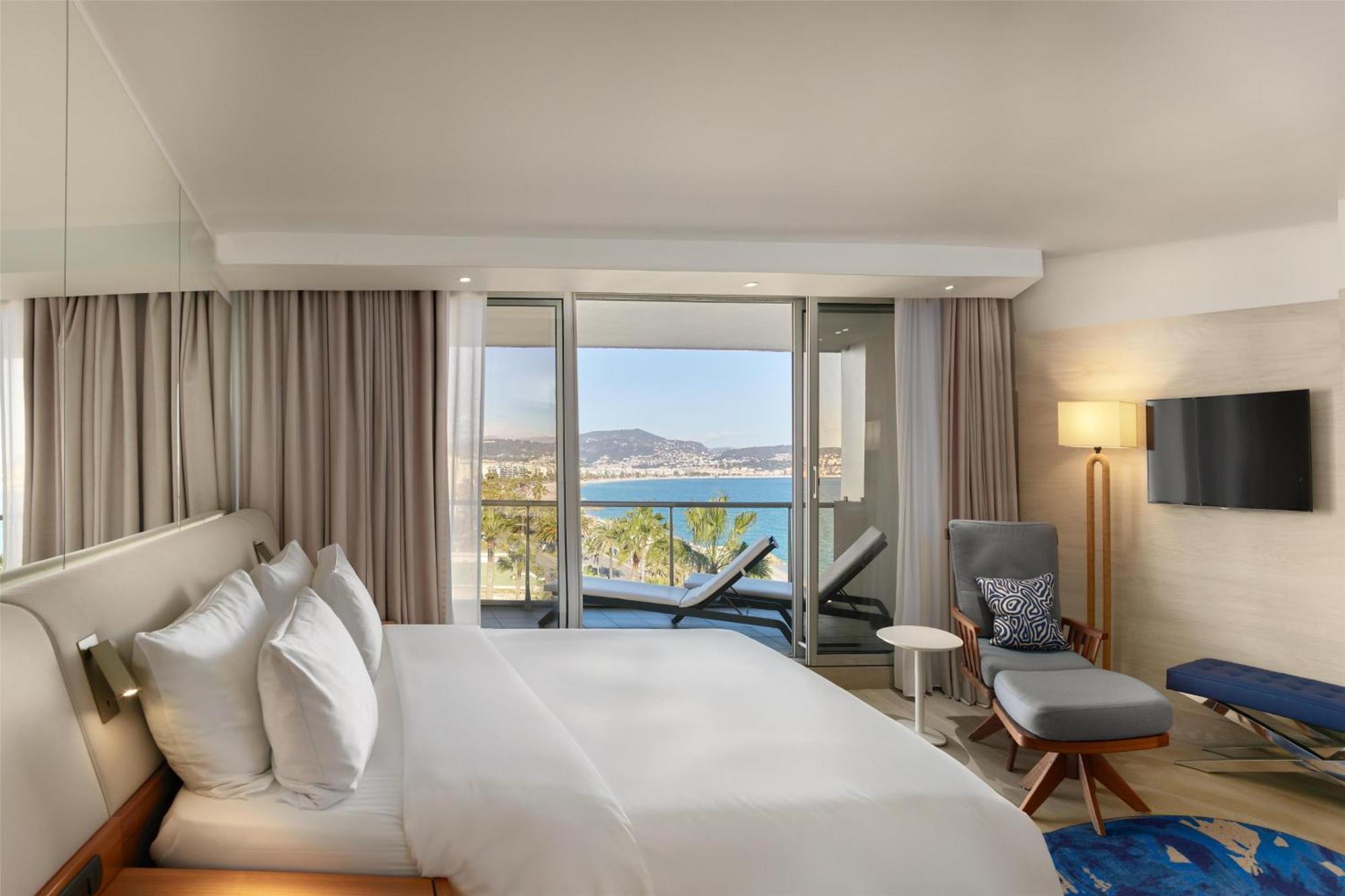 Junior Suite Terrace Bay View